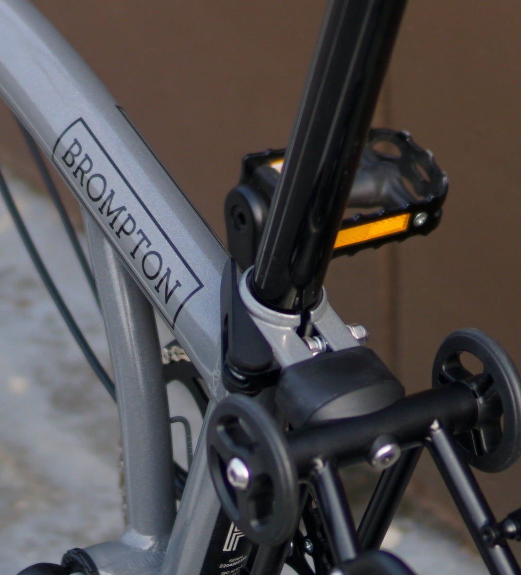 Brompton P line with roller frame