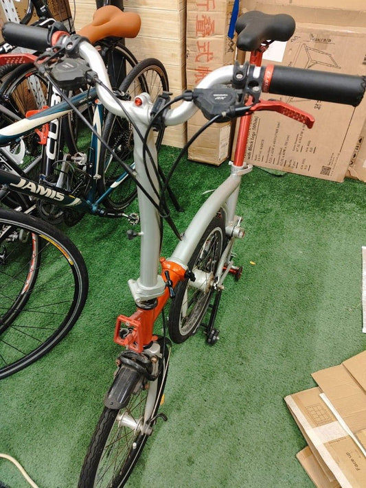 Trifold folding bike *For Blue Chas Card holders only